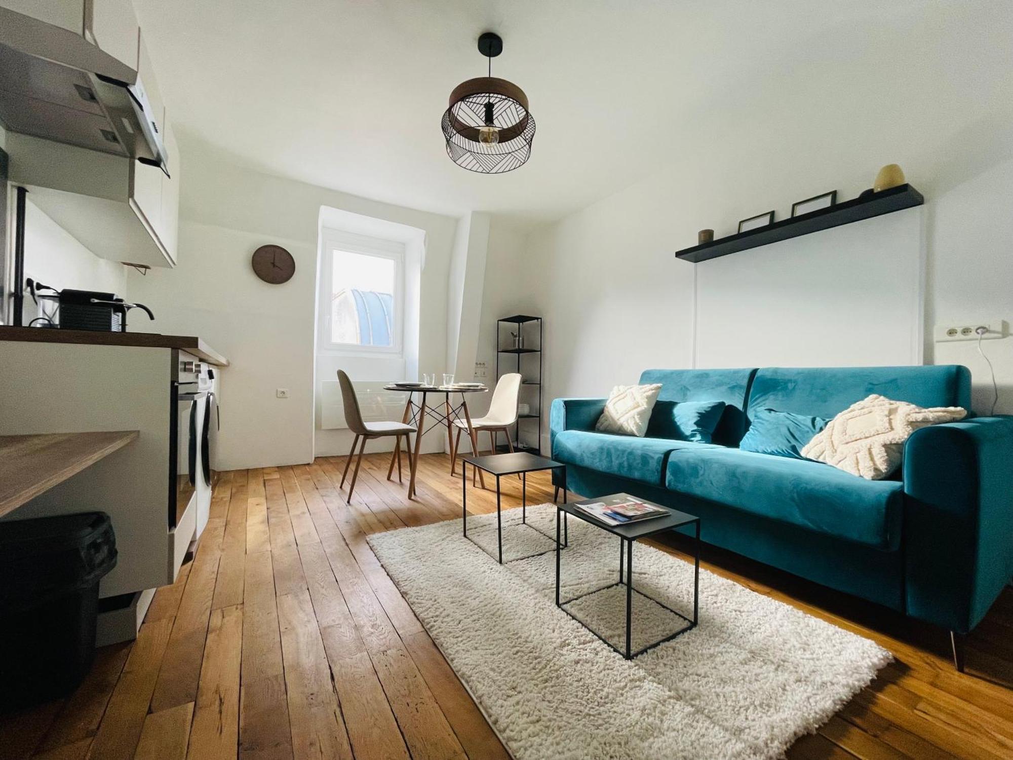 Charmant Appartement Au Coeur De Bourges Exterior foto